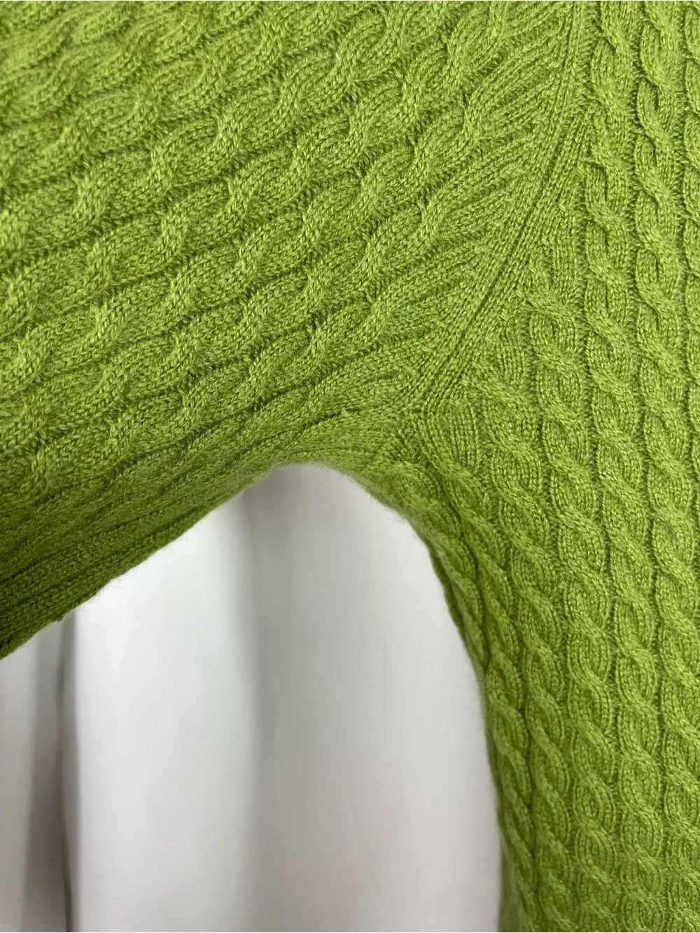 Talbots 100% Cashmere Cable Knit Turtleneck Sweater Green Medium Soft Luxury - Picture 4 of 11